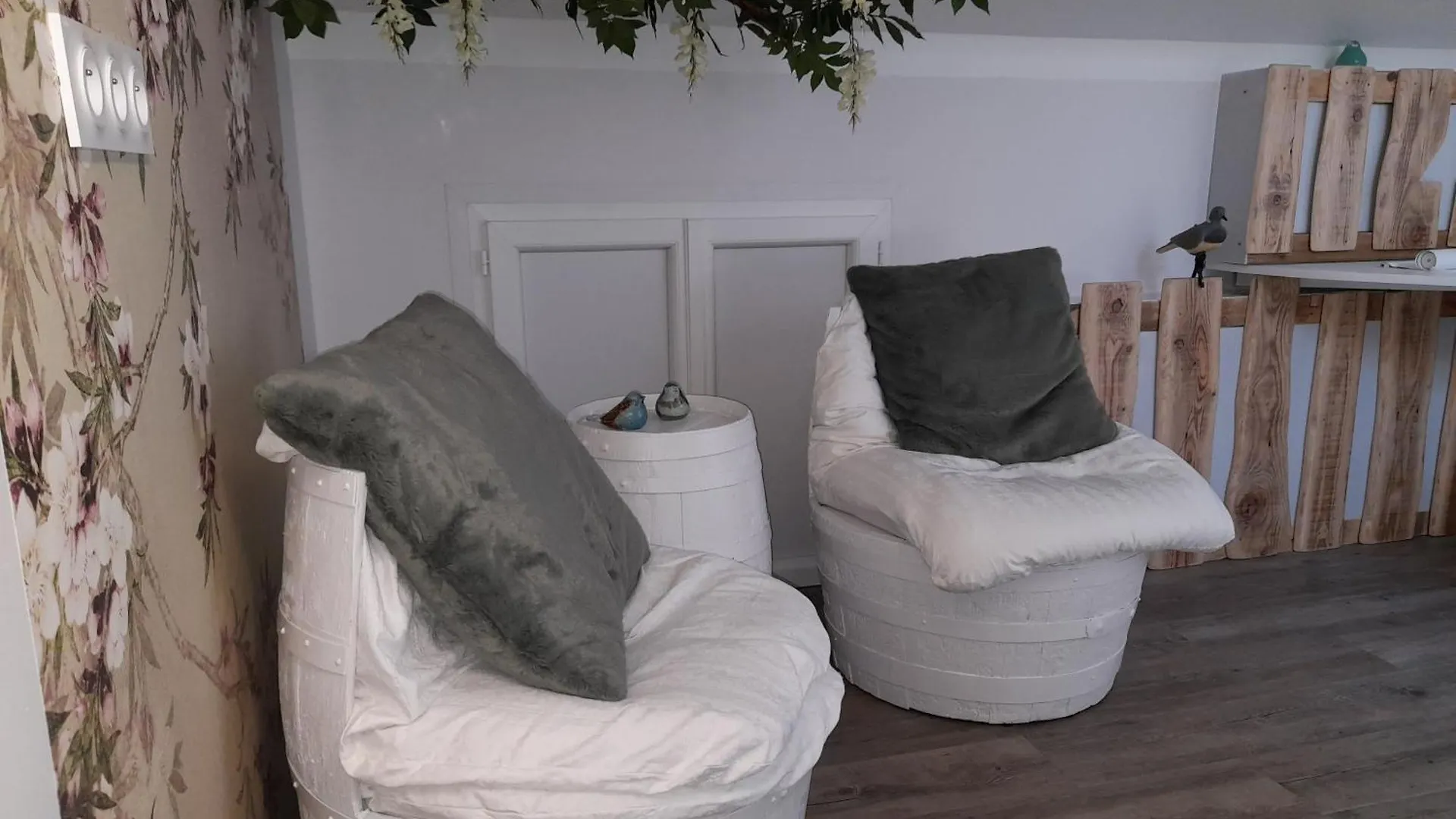 Bed & Breakfast La Maison Du Bonheur - Chambre Tourterelle - Borne De Recharge Ve Saint-Bernard